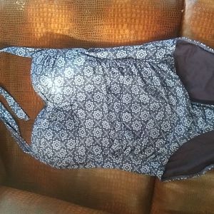 Nip Tuck Swimsuit Size 8 US Navy Blue One Piece